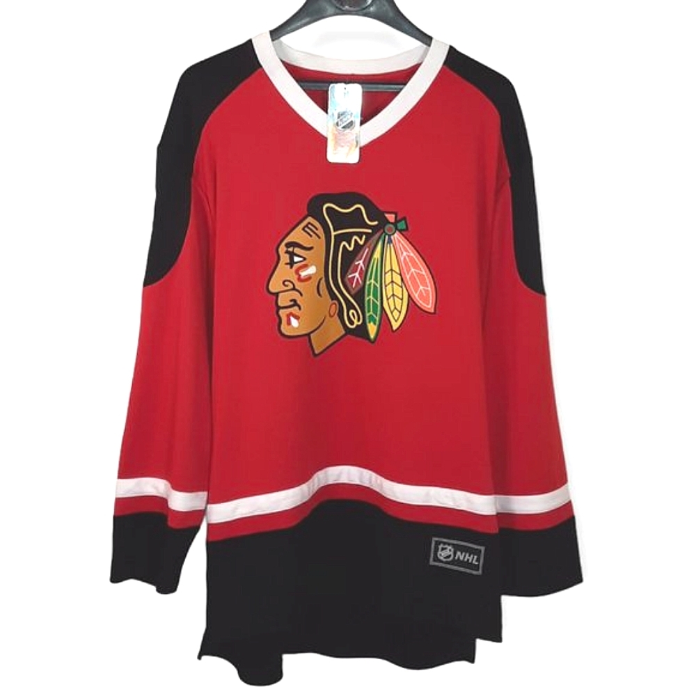 NWT Chicago Blackhawks Hockey Jersey Long Sleeve Top Red